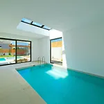 ヴィラ Neo With 2 Private Pools, Bbq, Jacuzzi And Sauna