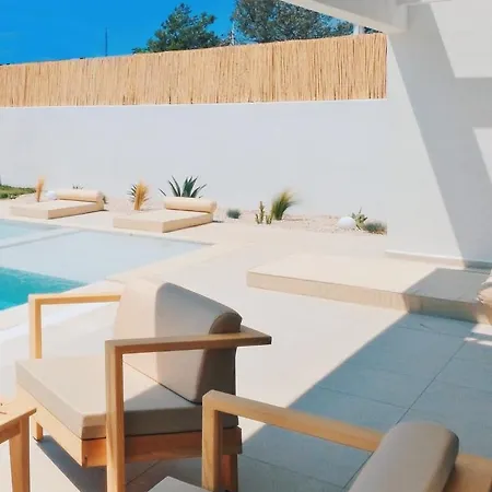 Neo With 2 Private Pools, Bbq, Jacuzzi And Sauna * Φετιγιέ