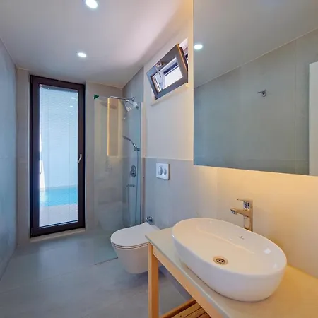 Neo With 2 Private Pools, Bbq, Jacuzzi And Sauna * 费特希耶